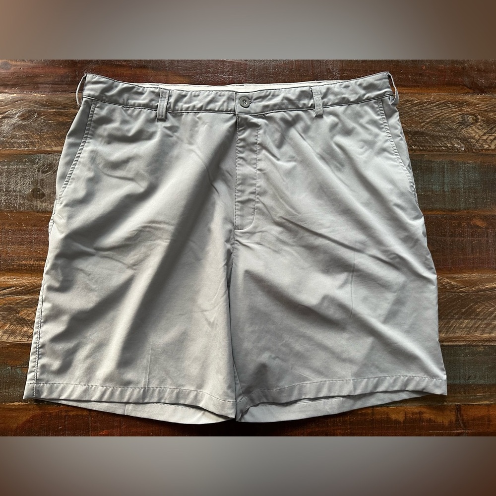 Reebok Golf Men's 50 Light Gray Comfort Waist Moisture Wicking Shorts | SKU 0832